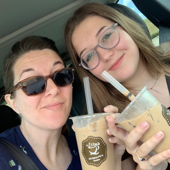 Meet your Posher, Sarah - Picture 6 of 8